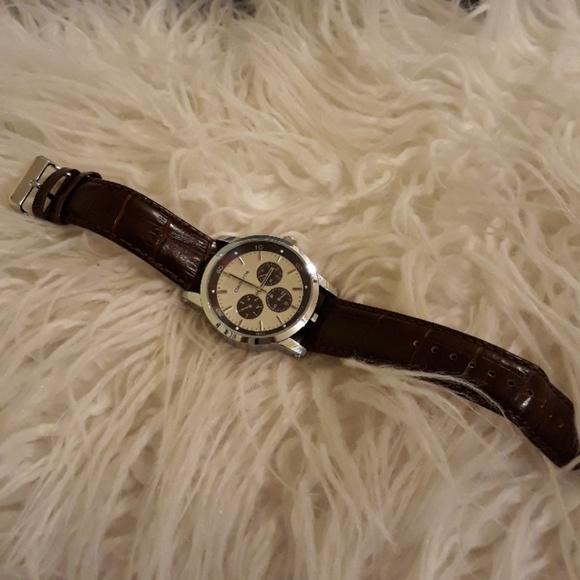 Clairborne  Men's Day Date Watch - Picture 3 of 7